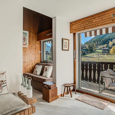 Mika, Alpes Agency, Slope Side Location, Chamonix, Sleeps 4-6 Διαμέρισμα