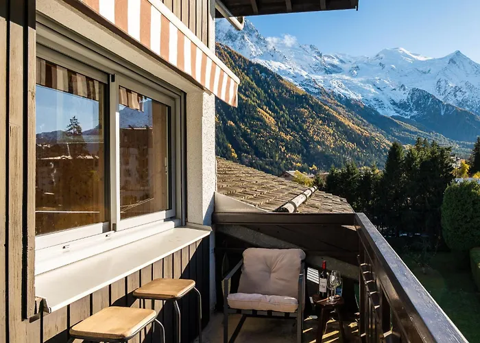 Mika , Alpes Travel, Slope Side Location, Chamonix, Sleeps 4 6 Lejlighed